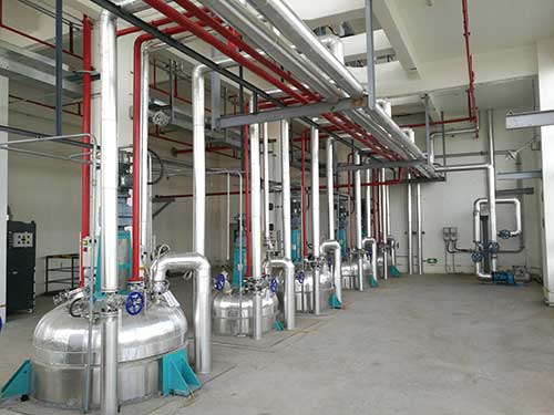 樹脂(zhi)生産設(she)備